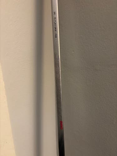 Senior CCM JetSpeed FT880 Right Handed Hockey Stick P28 75 Flex (New)
