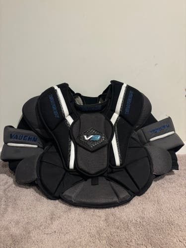 Medium Vaughn Velocity V9 Goalie Chest Protector (Used)