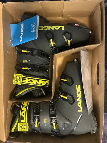 Mondo 28 & 28.5 Men's Lange Alpine Touring XT3 Ski Boots Stiff Flex (New)