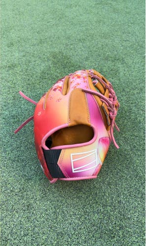 2024 Rawlings REV1X RH Infield Baseball Glove 11.75" (Used)