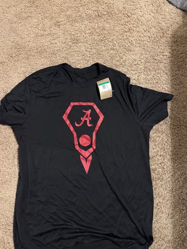 Black XL Men's Nike Shirt (New)