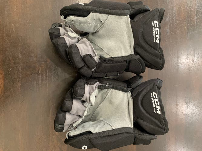 CCM HG12 Gloves 13" Pro Stock (Used)