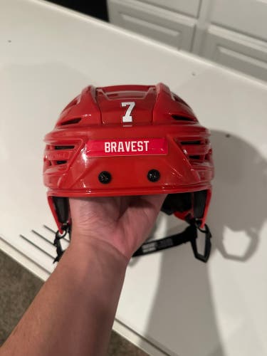 NYFD red hockey helmet Large Bauer Re-Akt 150