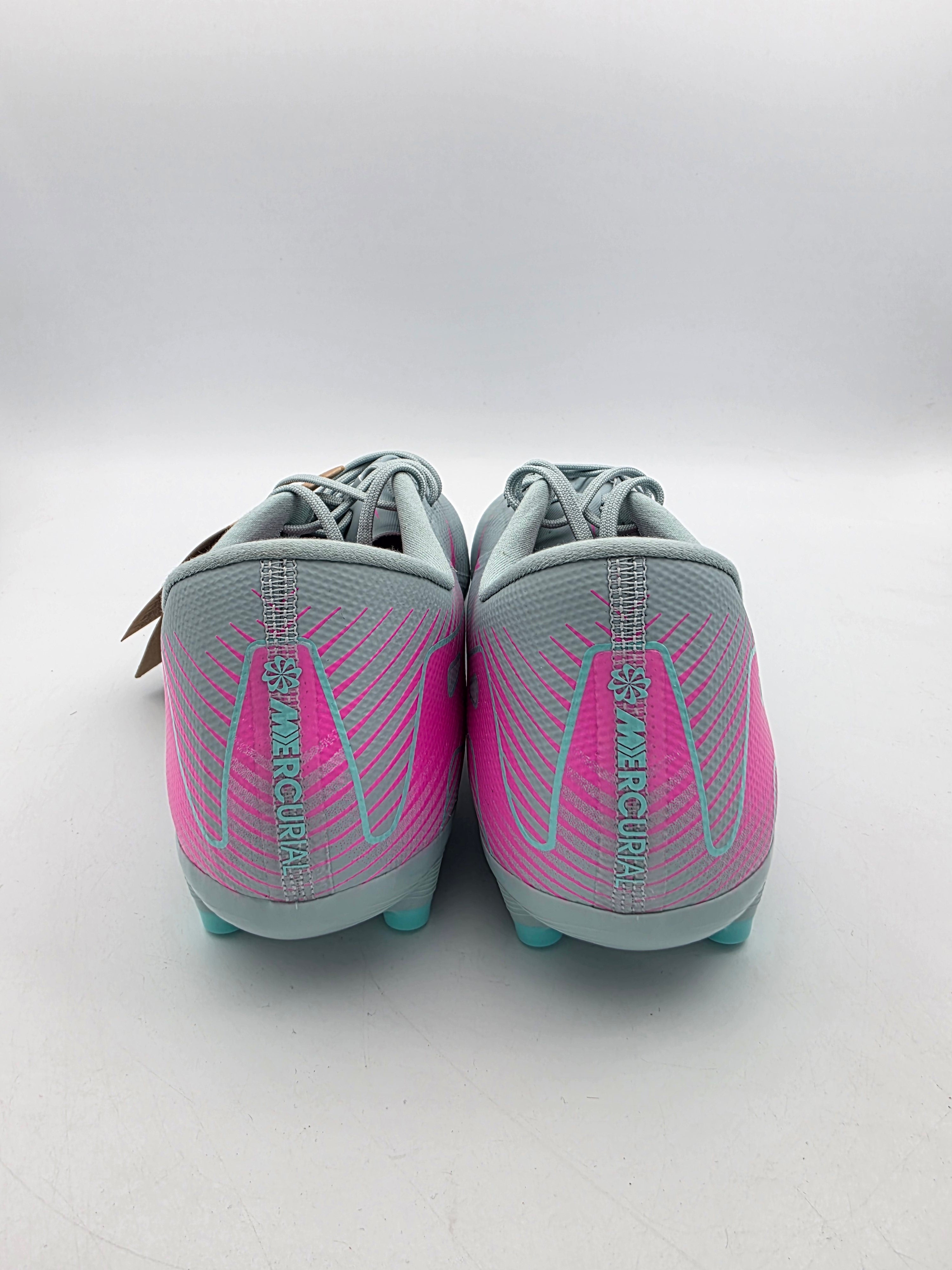 Nike Zoom Mercurial Vapor 16 Academy FG/MG Soccer Cleats 