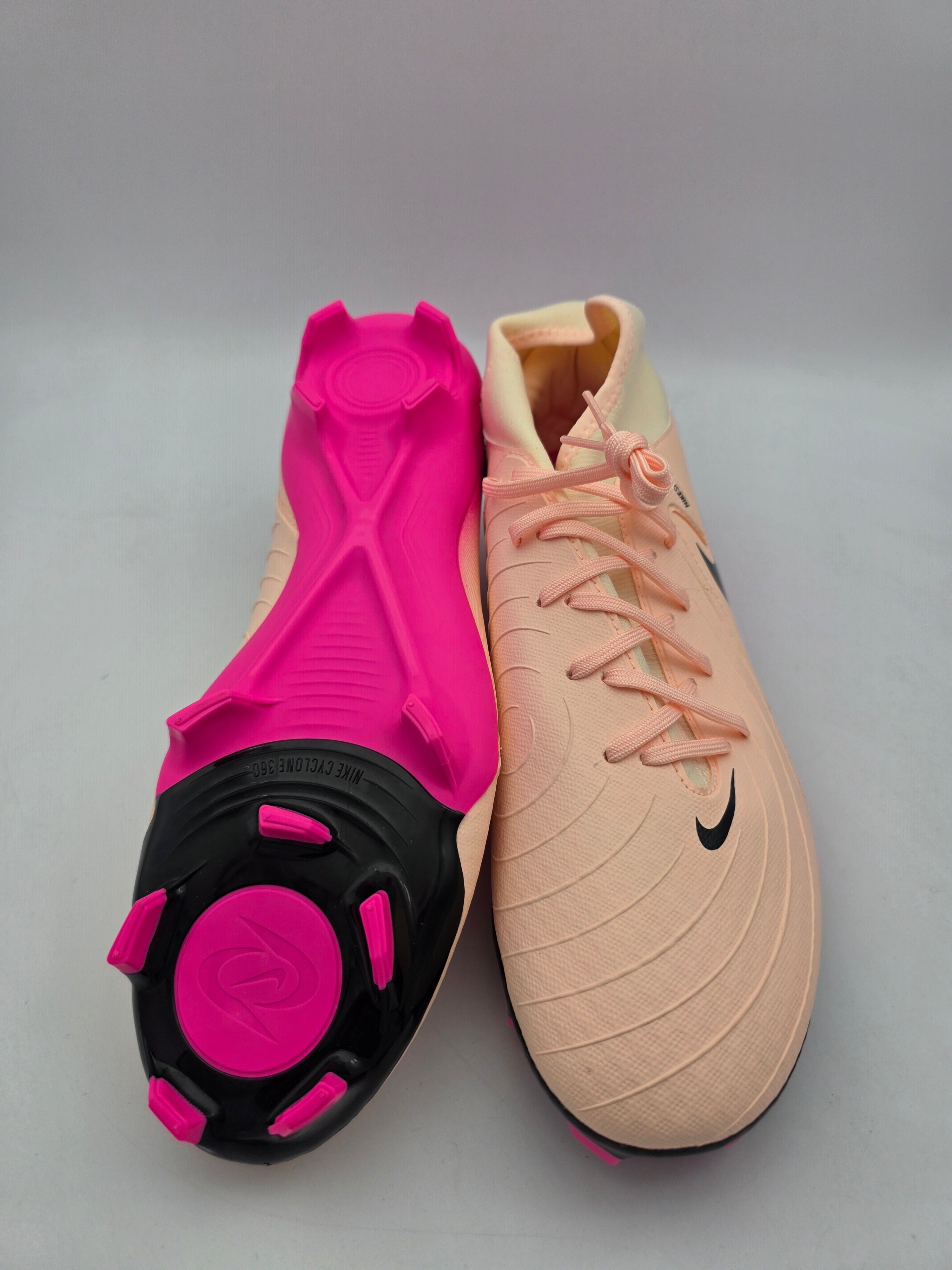 Nike Phantom Luna 2 Academy MG Soccer Cleats Prism Pack  display picture 2