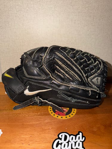 Nike Athena RH Outfield Softball Glove 13" (Used)