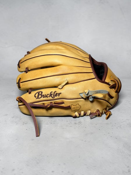 Pro Buckler Buckler Fame of the pro RH Infield Baseball Glove 11.5
