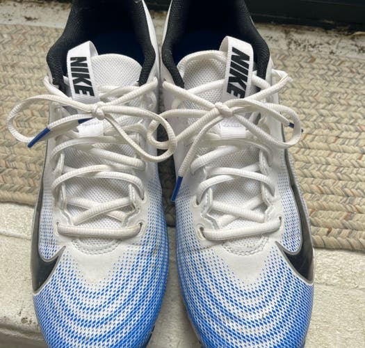 White Unisex Size M 11.0 (W 12.0) Nike Cleats (Used)