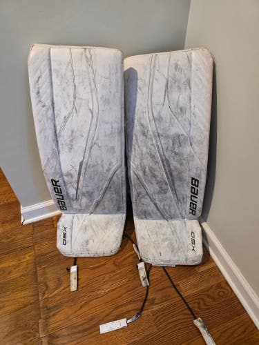 32" 2023 Bauer GSX Goalie Leg Pads (Used)