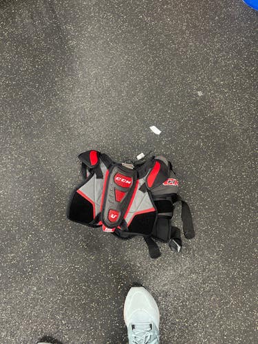 Used CCM U+ Junior Shoulder Pads MD 11337-S000484340