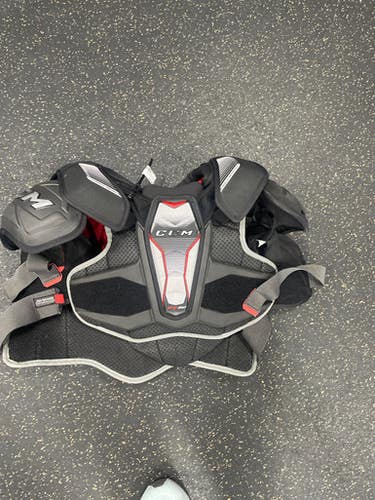 Used CCM FT390 Senior Shoulder Pads LG 11337-S000484338