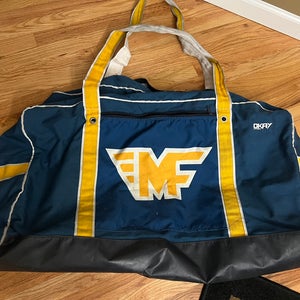 Mid Fairfield Hockey Bag