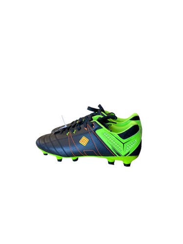 Used Dream Pairs Soccer Cleats Black Youth 06.5 11883-S000160429