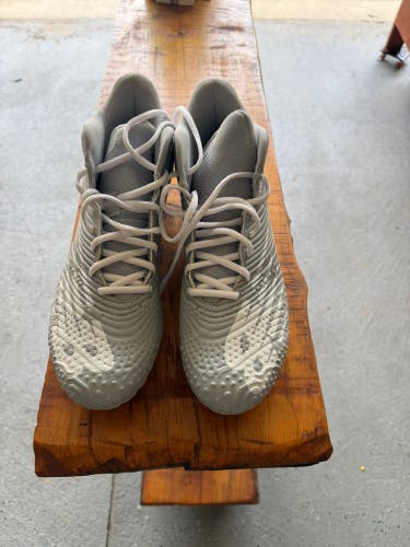 Gray Unisex Size M 11.0 (W 12.0) Adult New Balance Rush Molded Cleats (Used)