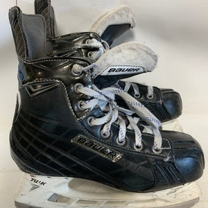 Used Bauer NEXUS 5000 Intermediate Hockey Skate Intermediate 5.0 11823-S000038518