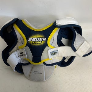 Used Bauer 2000 Intermediate Shoulder Pads MD 11823-S000038512