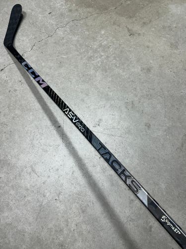 105 Flex P92 Senior CCM Tacks ASV Pro Right Hand Hockey Stick Pro Stock NHL (Used)