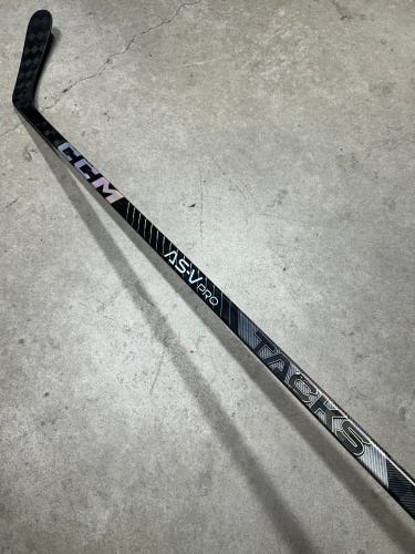 105 Flex P92 Senior CCM Tacks ASV Pro Right Hand Hockey Stick Pro Stock NHL (Used)