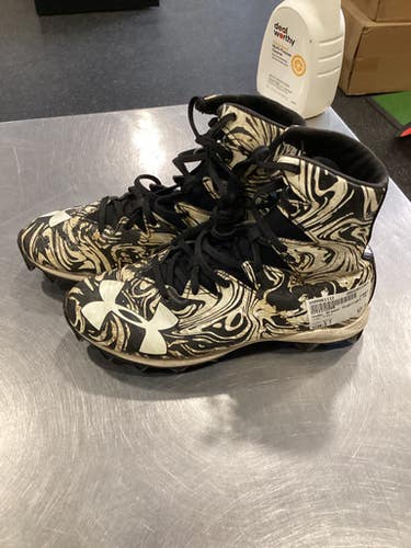 Used Under Armour Adult FB Cleats White Senior 7 11884-S000061112
