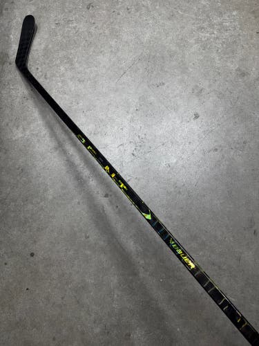 95 Flex P92 Senior Bauer Agent Right Hand Hockey Stick Pro Stock (Used)