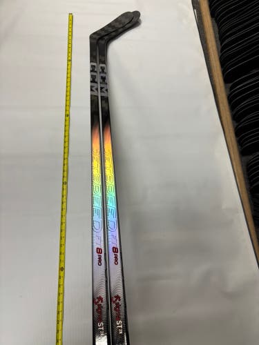 Intermediate CCM JetSpeed FT8 Pro Right Handed Hockey Stick P28 65 Flex (2-Pack)