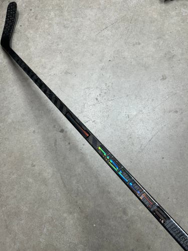 65 Flex Custom P88 Senior CCM RibCor Trigger 6 Pro Right Hand Hockey Stick Pro Stock (Used)