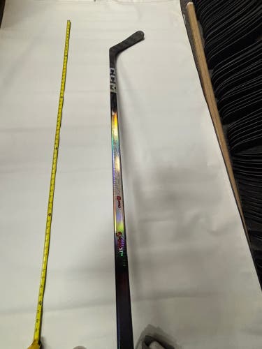 Junior CCM JetSpeed FT8 Pro Right Handed Hockey Stick P29 50 Flex (New)