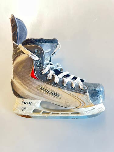 Used Bauer X40 Intermediate Hockey Skate Intermediate 4.0 11860-S000307258