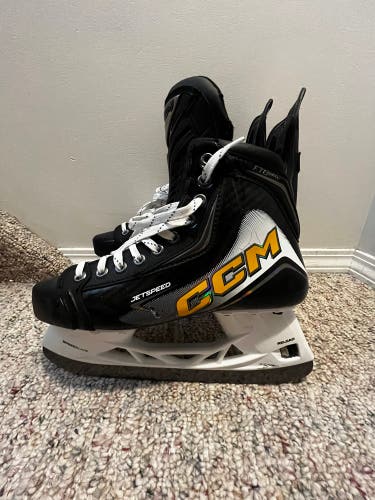 Black/Yellow 2025 CCM JetSpeed FT8 Pro Hockey Skates Regular Width Pro Stock 8 (Used)