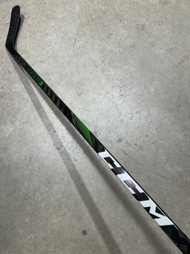 65 Flex Custom P88 Senior CCM Ribcor Trigger 4 Right Hand Hockey Stick (Used)