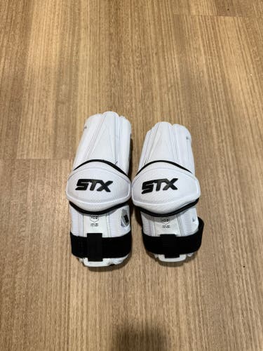 Medium Adult STX Stallion 900 Arm Pads (New)