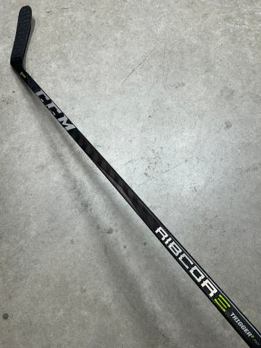 65 Flex Custom P88 Senior CCM Ribcor Trigger 2 PMT Right Hand Hockey Stick (Used)