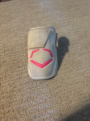 White Senior EvoShield Elbow Guard Elbow Protection (Used)