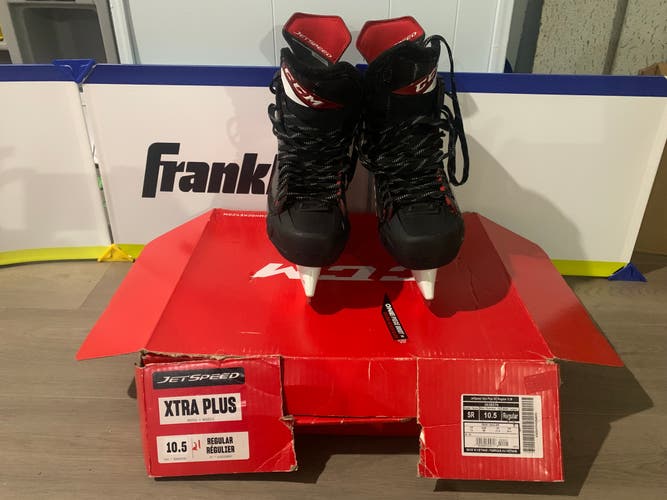 CCM JetSpeed XTRA PLUS Hockey Skates Regular Width 10.5 (Used)