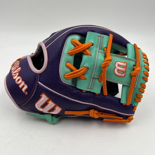 Wilson A2000 1975 11.75 GOTM Infield Baseball Glove