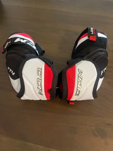 Junior Medium CCM JetSpeed FT4 Elbow Pads (New)