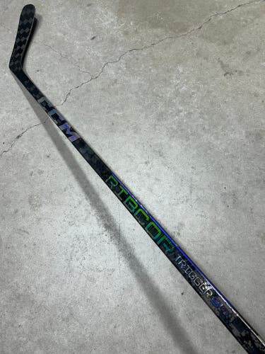 70 Flex P29 Senior CCM RibCor Trigger 9 Pro Right Hand Hockey Stick Pro Stock (Used)