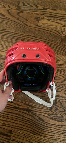 Medium Bauer Re-Akt 155 Helmet (Used)