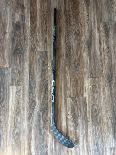 Intermediate CCM Ribcor Trigger 9 Pro Right Handed Hockey Stick 40 Flex (Used)