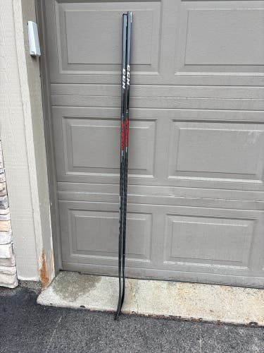 Senior CCM JetSpeed Left Hand Hockey Stick P28 70 Flex (New)