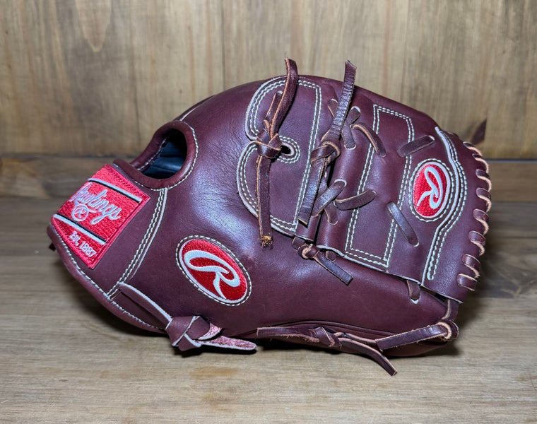 Rawlings Heart of the Hide PRO205-9SHFS 11.75” Pitchers Glove RHT