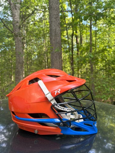 Cascade R Men’s Lacrosse Helmet (Used)