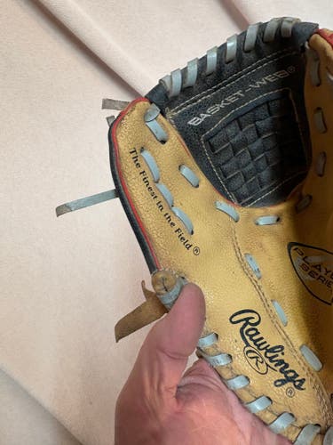 RH Rawlings Player series Baseball Glove 10" (Used)