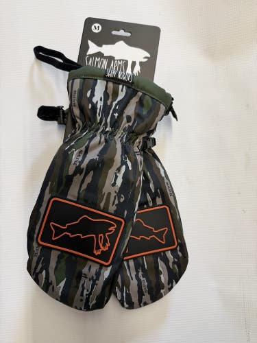 Salmon Arms 2026 Real  Stee Mitts Size Medium