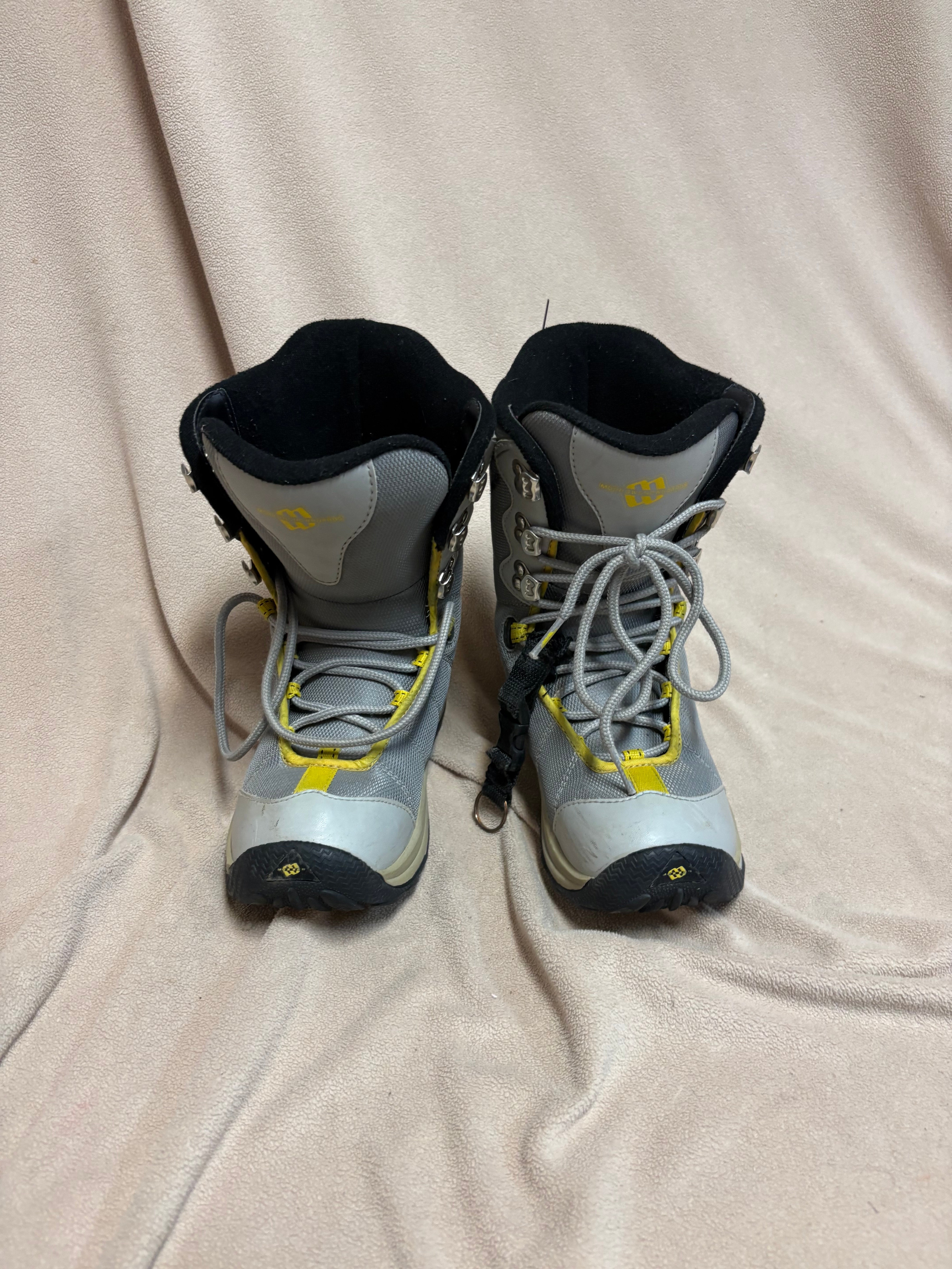 Morrow Snowboarding Gear | Used & Clearance Deals