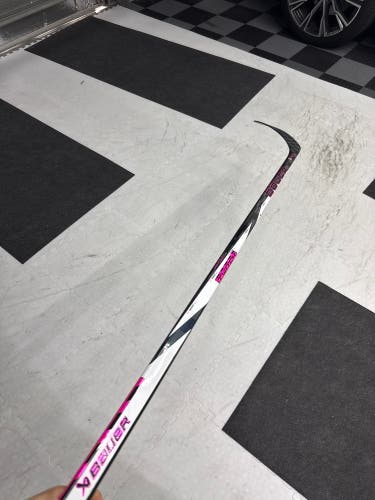 Bauer Twitch Right Handed Hockey Stick P92 70 Flex (New)