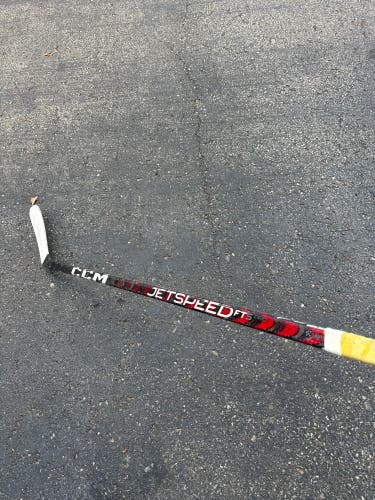 Intermediate CCM JetSpeed FT5 Pro Right Handed Hockey Stick P29 65 Flex (Used)