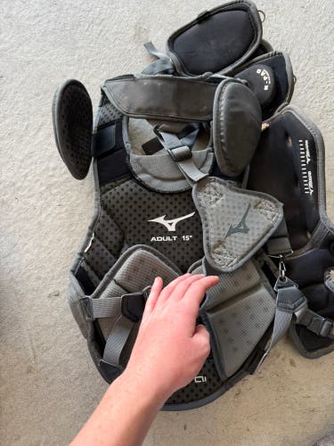 Black Mizuno Samurai Catcher's Set (Used)