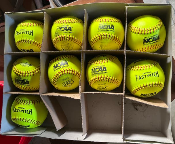 Rawlings Official NCAA Fast Pitch 12” Softball 9 Pack (Lightly Used)