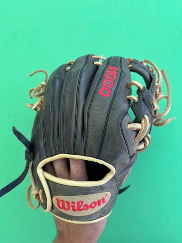 Wilson A1000 RH Infield Baseball Glove 11.25"